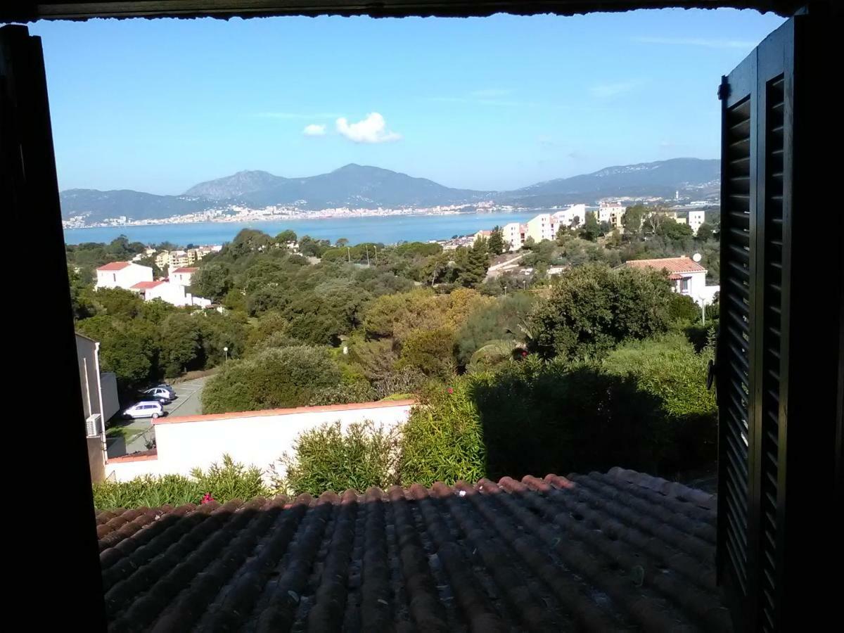 Locsera Porticcio  Luaran gambar